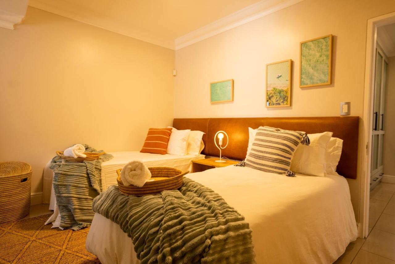 Deja Blue Beachfront Villa, Newly Renovated Langstrand المظهر الخارجي الصورة