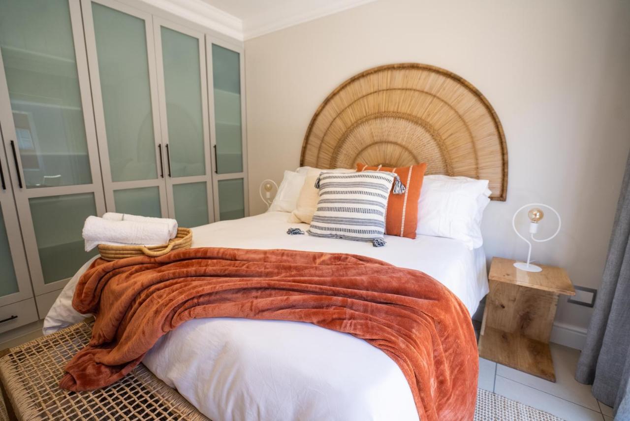 Deja Blue Beachfront Villa, Newly Renovated Langstrand المظهر الخارجي الصورة