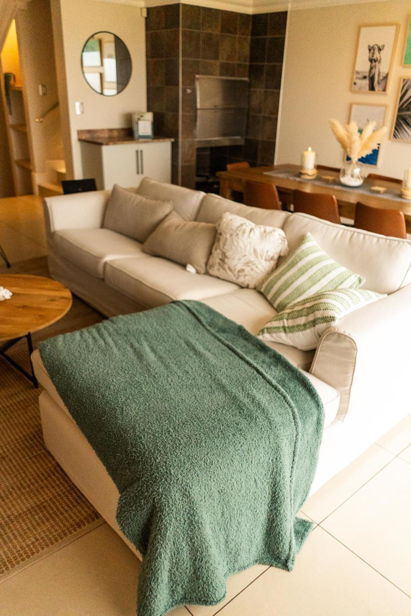 Deja Blue Beachfront Villa, Newly Renovated Langstrand المظهر الخارجي الصورة